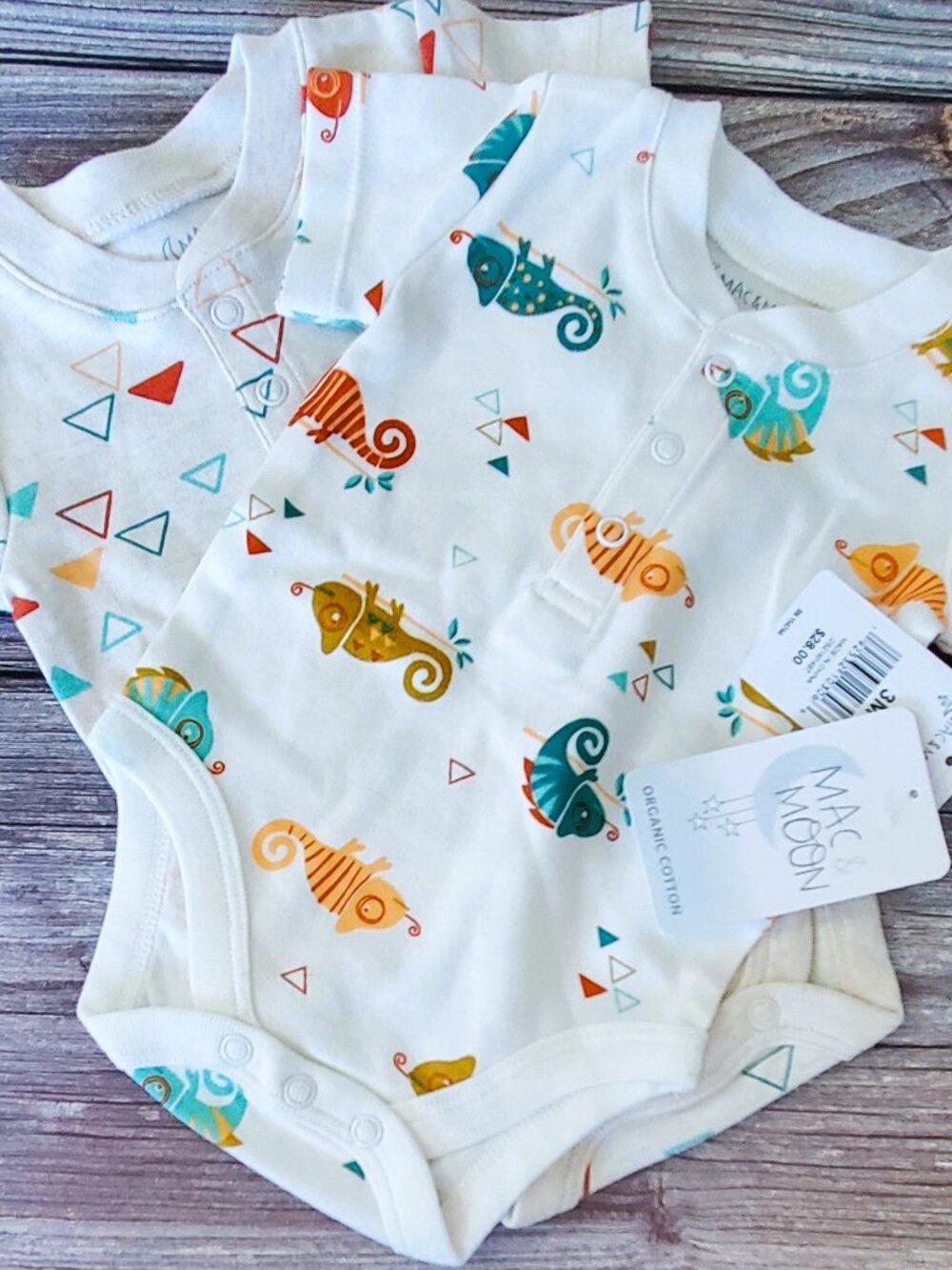 Mac & Moon Bodysuits 2 pack Organic Cotton Short Sleeve Chameleon 3 mos NWT